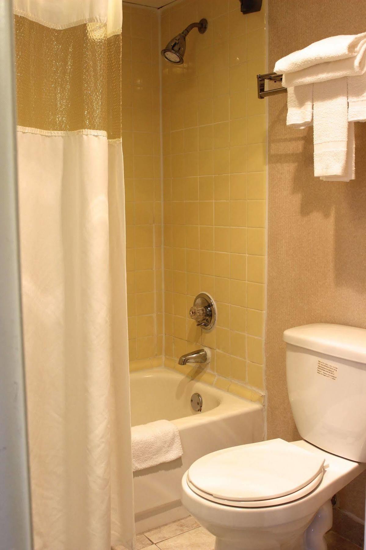 Regency 2* Dumbarton
