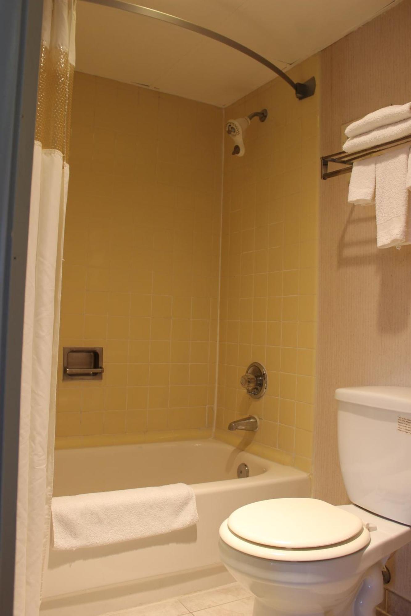 Regency Richmond Hotel