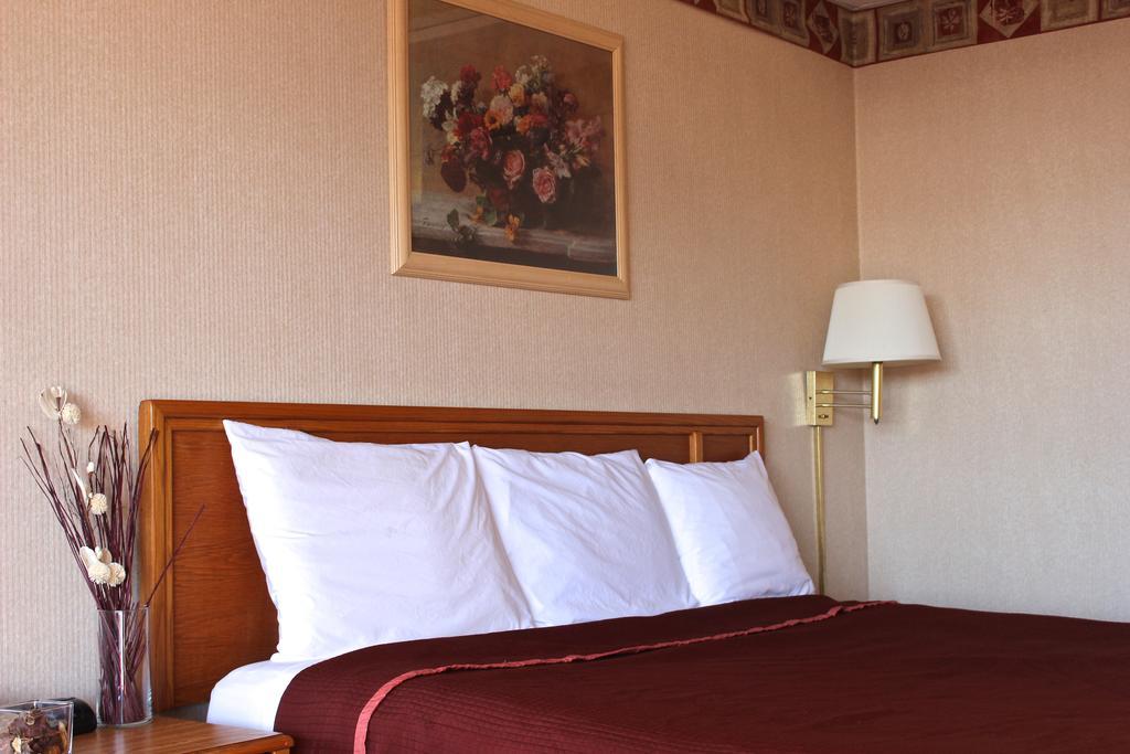 Regency Richmond Dumbarton