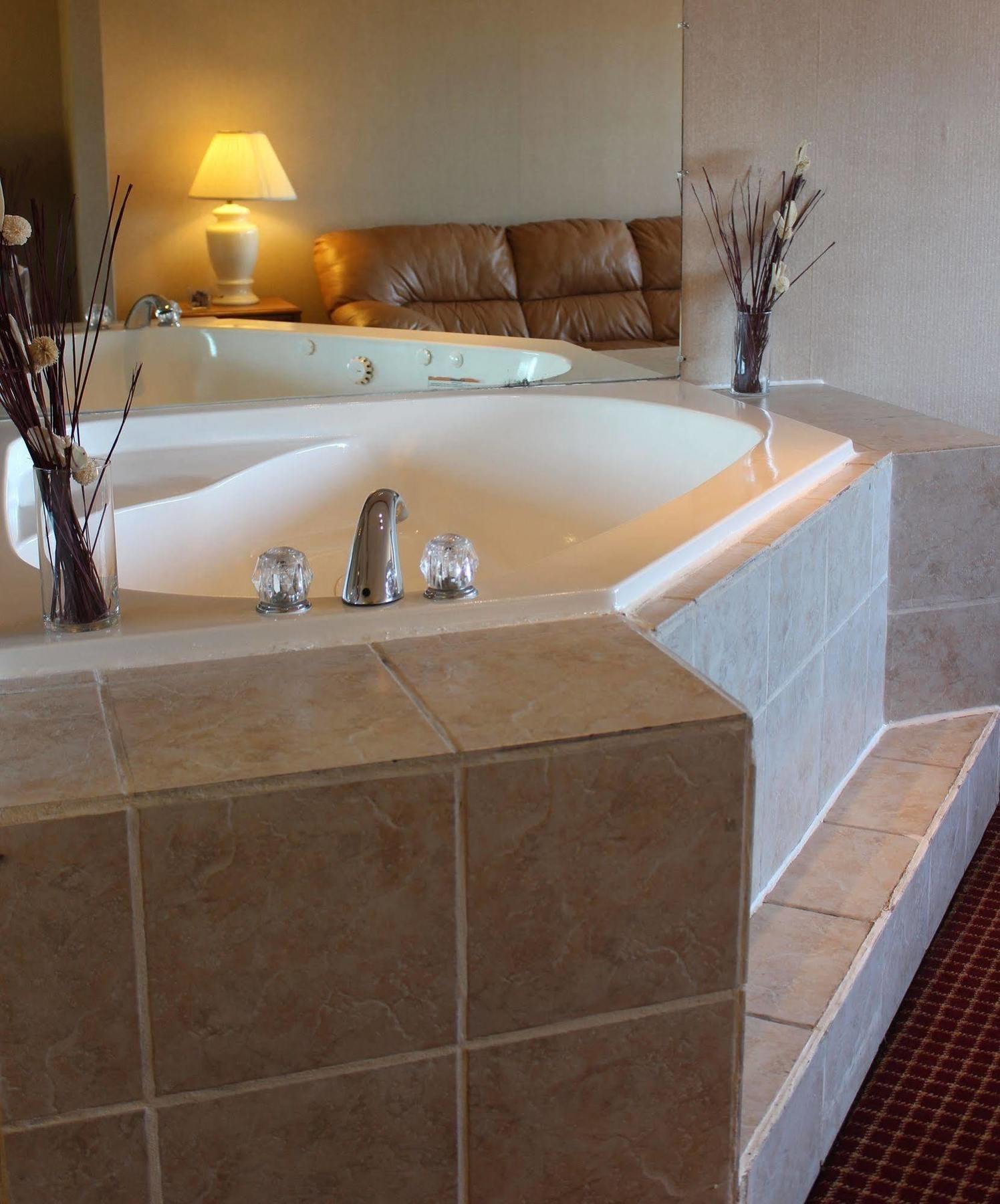 Regency Richmond Hotel 2*