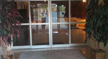 Regency Richmond Hotel 2*